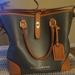 Dooney & Bourke Shelby Shopper